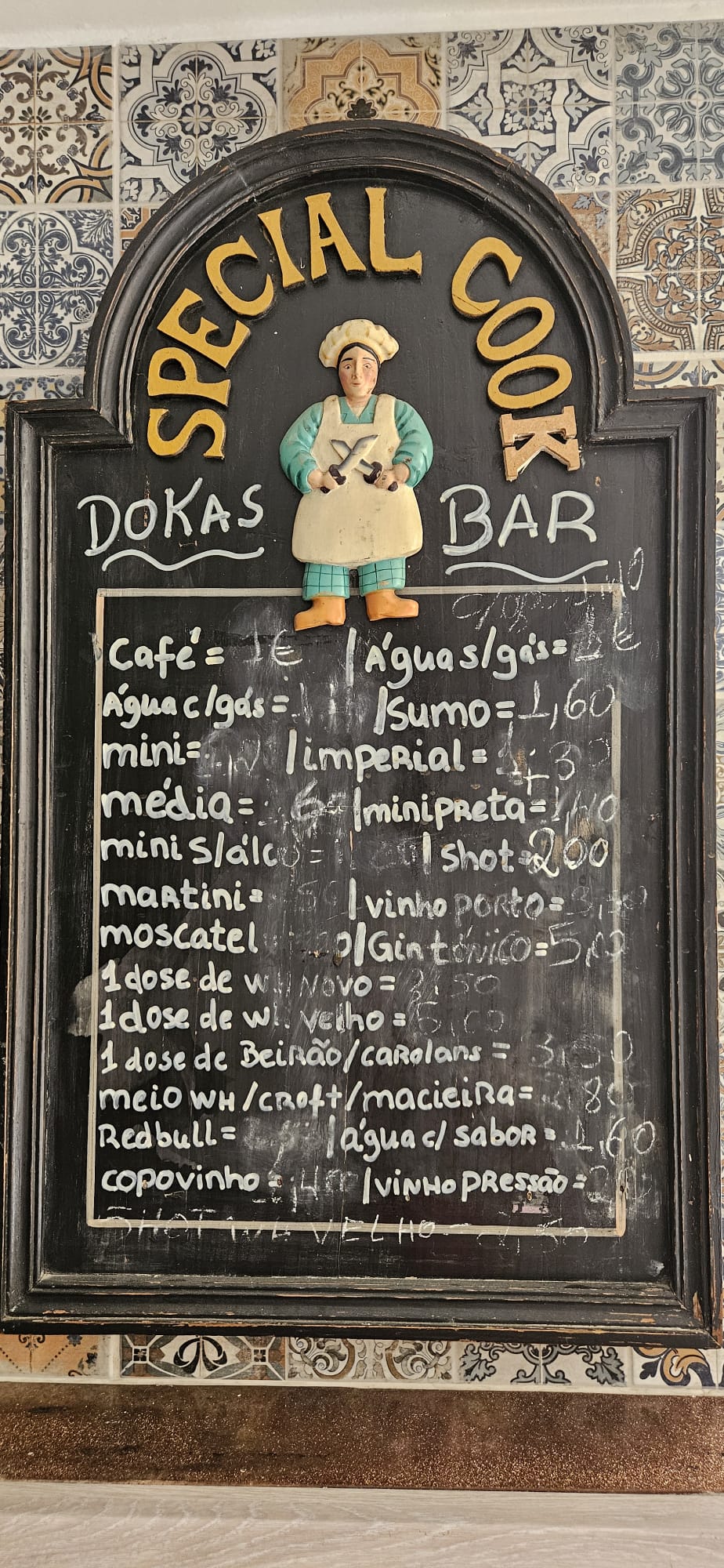 Menu do Dokas Bar